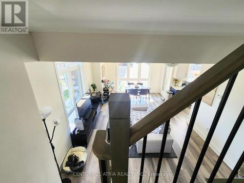 3 - 1 Bond Crescent, Richmond Hill, ON - Indoor Photo Showing Other Room