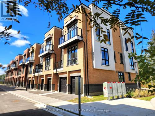 3 - 1 Bond Crescent, Richmond Hill, ON - Outdoor With Facade