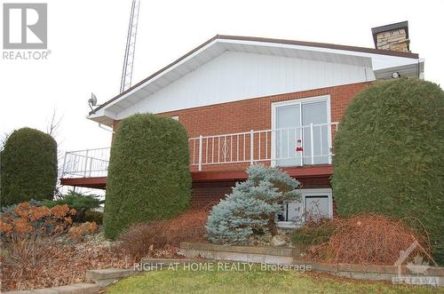 1835 Chemin Du Traversier Road, Alfred And Plantagenet, ON - Outdoor With Deck Patio Veranda