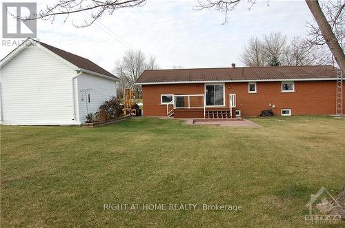 1835 Chemin Du Traversier Road, Alfred And Plantagenet, ON - Outdoor With Exterior