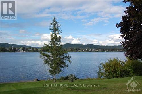 1835 Chemin Du Traversier Road, Alfred And Plantagenet, ON - Outdoor With Body Of Water With View