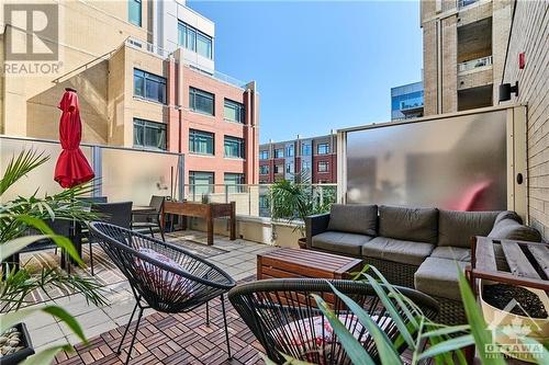 60 Springhusrt Avenue Unit#216, Ottawa, ON - Outdoor