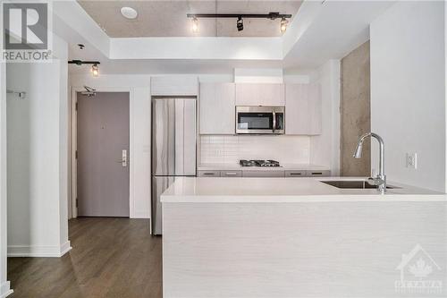 203 Catherine Street Unit#1805, Ottawa, ON - Indoor Photo Showing Kitchen With Stainless Steel Kitchen With Upgraded Kitchen