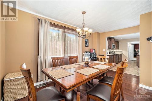 534 County Rd 1 Road, Smiths Falls, ON - Indoor Photo Showing Dining Room