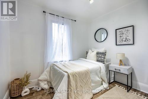 295 Athol Street E, Oshawa (Central), ON - Indoor Photo Showing Bedroom