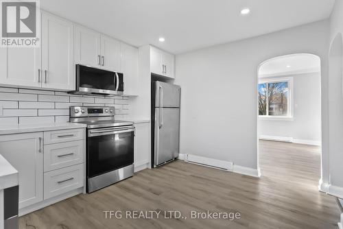 73 Central Park Boulevard N, Oshawa (O'Neill), ON - Indoor Photo Showing Kitchen