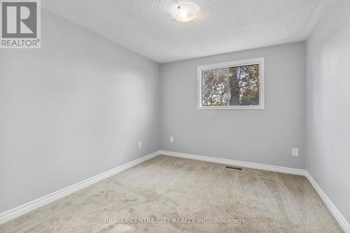 565 Elm Street, St. Thomas, ON - Indoor Photo Showing Other Room