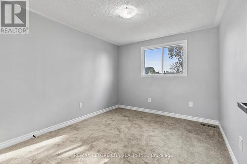 565 Elm Street, St. Thomas, ON - Indoor Photo Showing Other Room