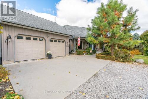 7094 Walkers Drive, Strathroy-Caradoc, ON - Outdoor