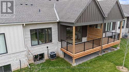 10 - 41 Ivy Crescent, Thorold (558 - Confederation Heights), ON - Outdoor With Deck Patio Veranda With Exterior