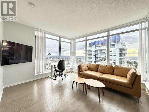 2508 6700 Dunblane Avenue, Burnaby, BC - Indoor Photo Showing Living Room