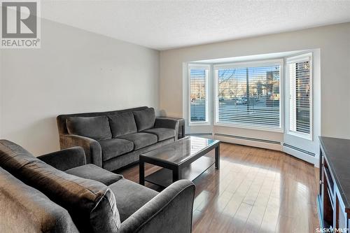 103 410 Main Street, Saskatoon, SK - Indoor Photo Showing Living Room