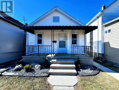 779 Bridge Avenue, Windsor, ON - Outdoor With Deck Patio Veranda