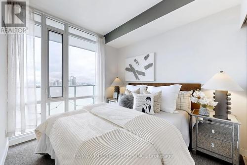 2613 - 170 Fort York Boulevard, Toronto, ON - Indoor Photo Showing Bedroom