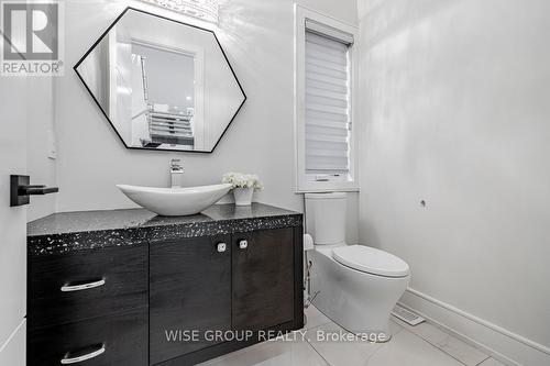 1322 Stanbury Road, Oakville, ON - Indoor Photo Showing Bathroom