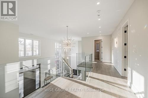 1322 Stanbury Road, Oakville, ON - Indoor Photo Showing Other Room