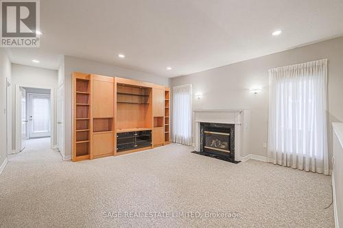 11 Brookgreene Crescent, Richmond Hill, ON - Indoor Photo Showing Living Room With Fireplace