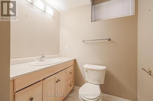 11 Brookgreene Crescent, Richmond Hill, ON - Indoor Photo Showing Bathroom