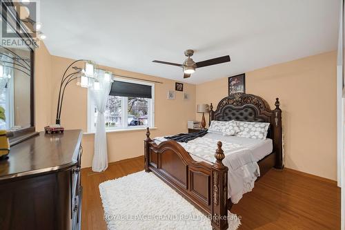 59 Roberts Crescent, Brampton, ON - Indoor Photo Showing Bedroom