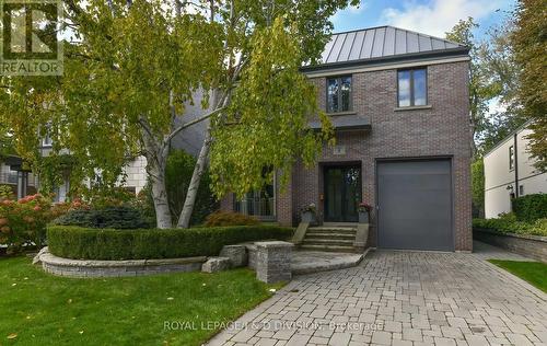 8 Brynhurst Court, Toronto, ON - Outdoor