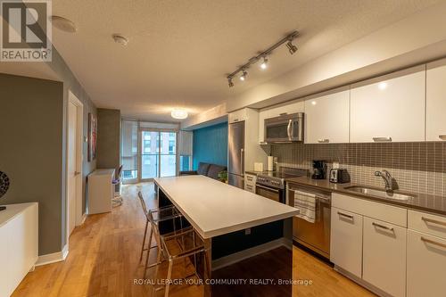 410 - 295 Adelaide Street W, Toronto, ON - Indoor Photo Showing Kitchen