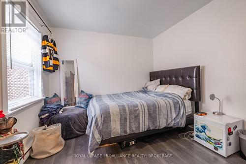 93 Cherry Street, Kingston (East Of Sir John A. Blvd), ON - Indoor Photo Showing Bedroom