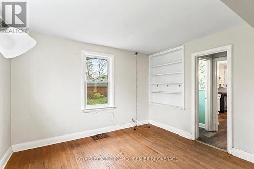 46 High Street W, Strathroy-Caradoc (Sw), ON - Indoor Photo Showing Other Room