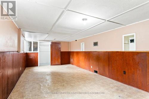 46 High Street W, Strathroy-Caradoc (Sw), ON - Indoor Photo Showing Other Room