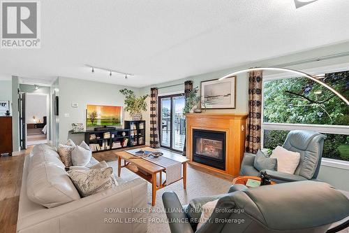 1 Wendy'S Lane, Brighton, ON - Indoor Photo Showing Living Room With Fireplace