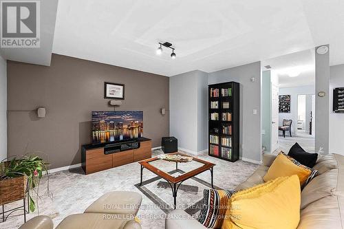 1 Wendy'S Lane, Brighton, ON - Indoor Photo Showing Living Room