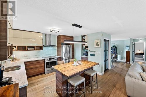 1 Wendy'S Lane, Brighton, ON - Indoor Photo Showing Kitchen