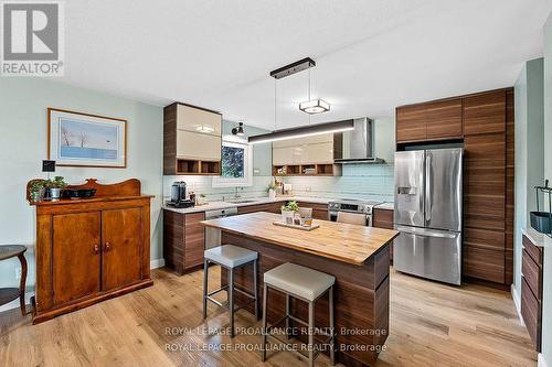 1 Wendy'S Lane, Brighton, ON - Indoor Photo Showing Kitchen