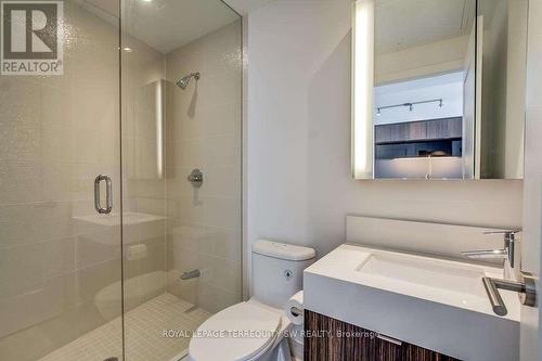 5408 - 10 York Street, Toronto, ON - Indoor Photo Showing Bathroom