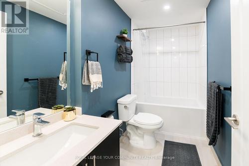 2025 - 9000 Jane Street, Vaughan, ON - Indoor Photo Showing Bathroom