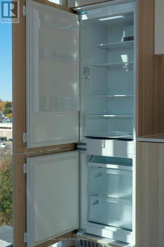 704 - 500 Dupont Street, Toronto, ON - Indoor Photo Showing Bathroom