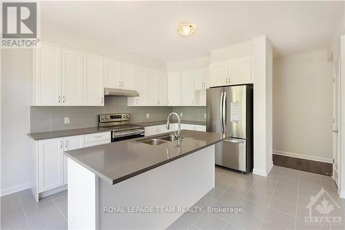 331 Elsie Macgill Walk, Ottawa, ON - Indoor Photo Showing Kitchen With Double Sink