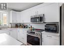 669 Welke Road, Kelowna, BC  - Indoor Photo Showing Kitchen 