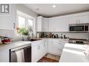 669 Welke Road, Kelowna, BC  - Indoor Photo Showing Kitchen 