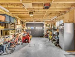 Garage - 