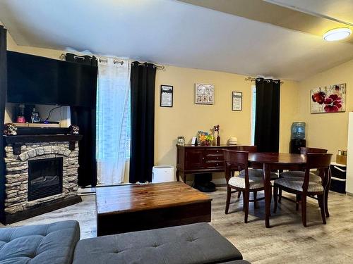 Dining room - 3641 Av. Des Lilas, Chertsey, QC - Indoor With Fireplace