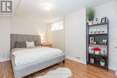 72 Gore Drive, Barrie, ON - Indoor Photo Showing Bedroom