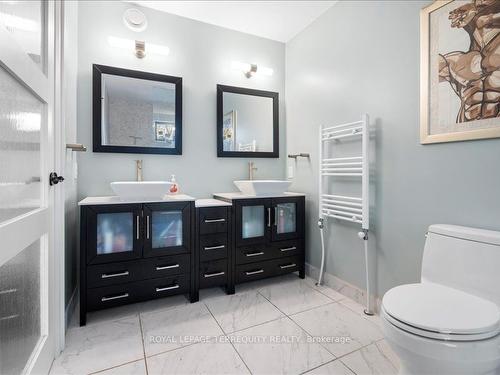 169 Ashdale Ave, Toronto, ON - Indoor Photo Showing Bathroom