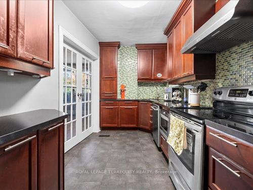 169 Ashdale Ave, Toronto, ON - Indoor Photo Showing Kitchen