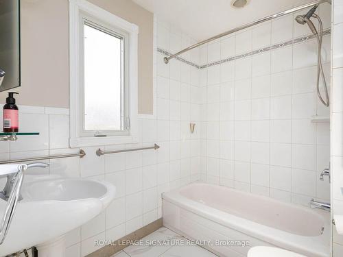 44 Hart Ave, Toronto, ON - Indoor Photo Showing Bathroom