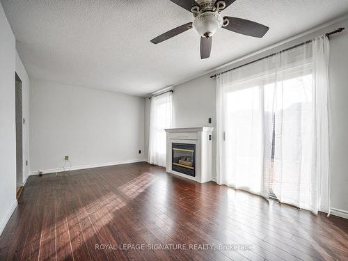 16 Christie Cres, Barrie, ON - Indoor Photo Showing Living Room With Fireplace