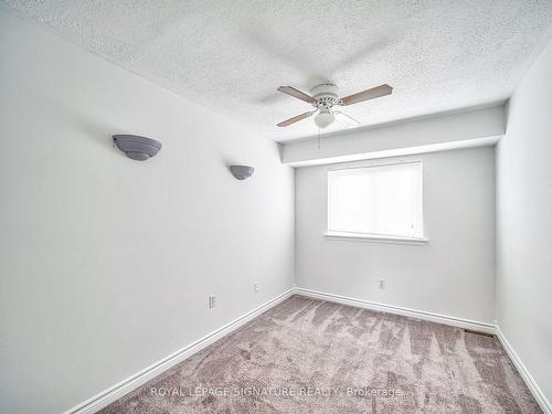 16 Christie Cres, Barrie, ON - Indoor Photo Showing Other Room