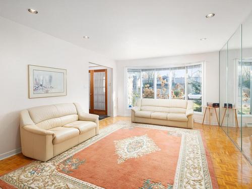 Salon - 337 Crois. Arlington, Beaconsfield, QC - Indoor Photo Showing Living Room