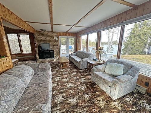 Lot 8 Walkinshaw Lake Road, Thunder Bay Unorganized, ON - Indoor Photo Showing Living Room With Fireplace