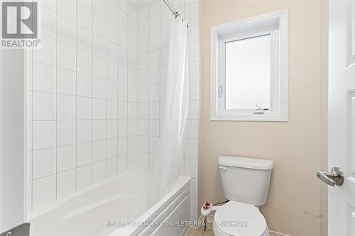 16 Doreen Drive, Thorold (562 - Hurricane/Merrittville), ON - Indoor Photo Showing Bathroom