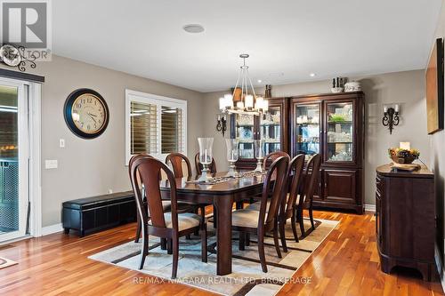 15 Auburn Court, Welland (773 - Lincoln/Crowland), ON - Indoor Photo Showing Dining Room